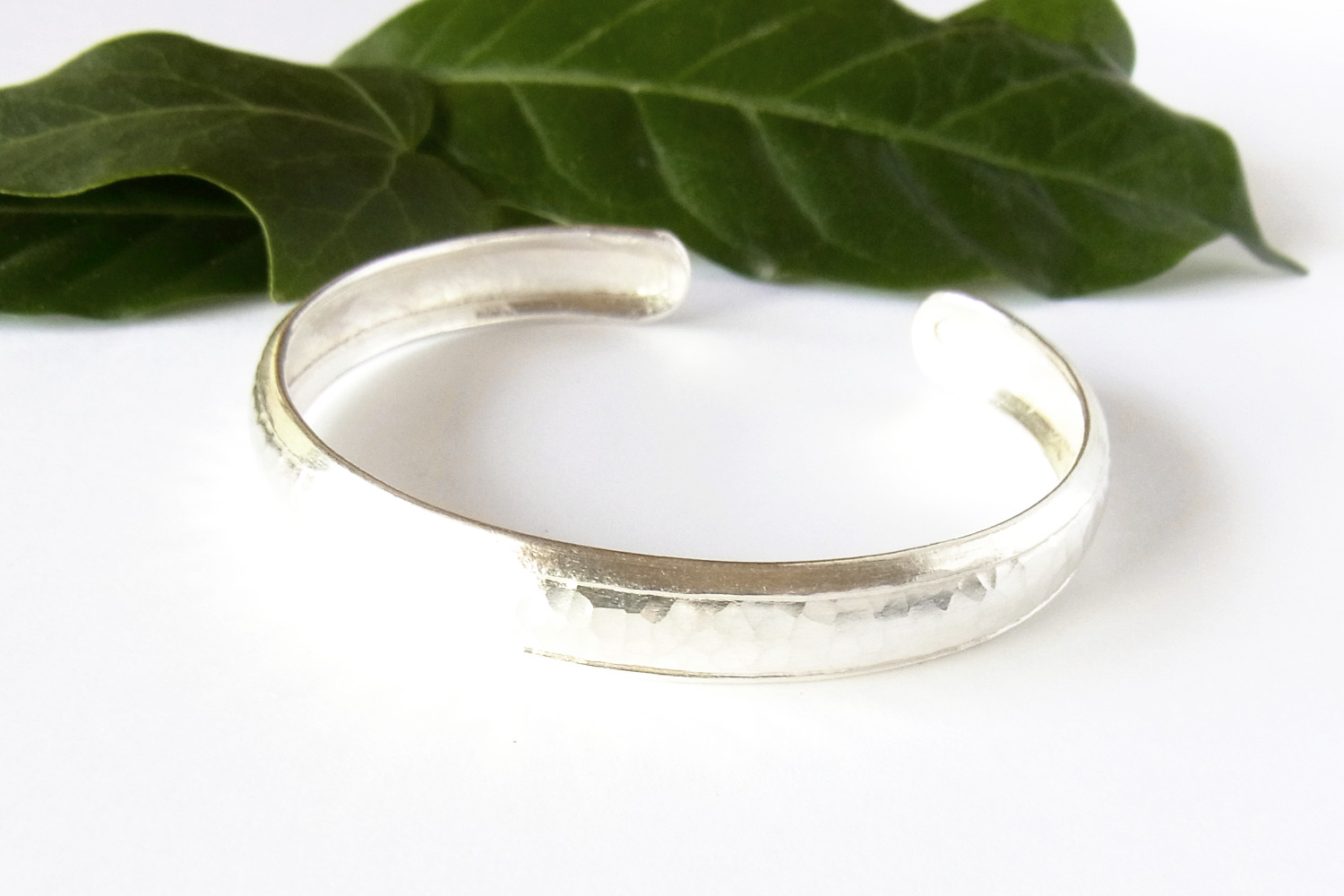 カレンシルバーバングル photo2カレン族シルバーバングル