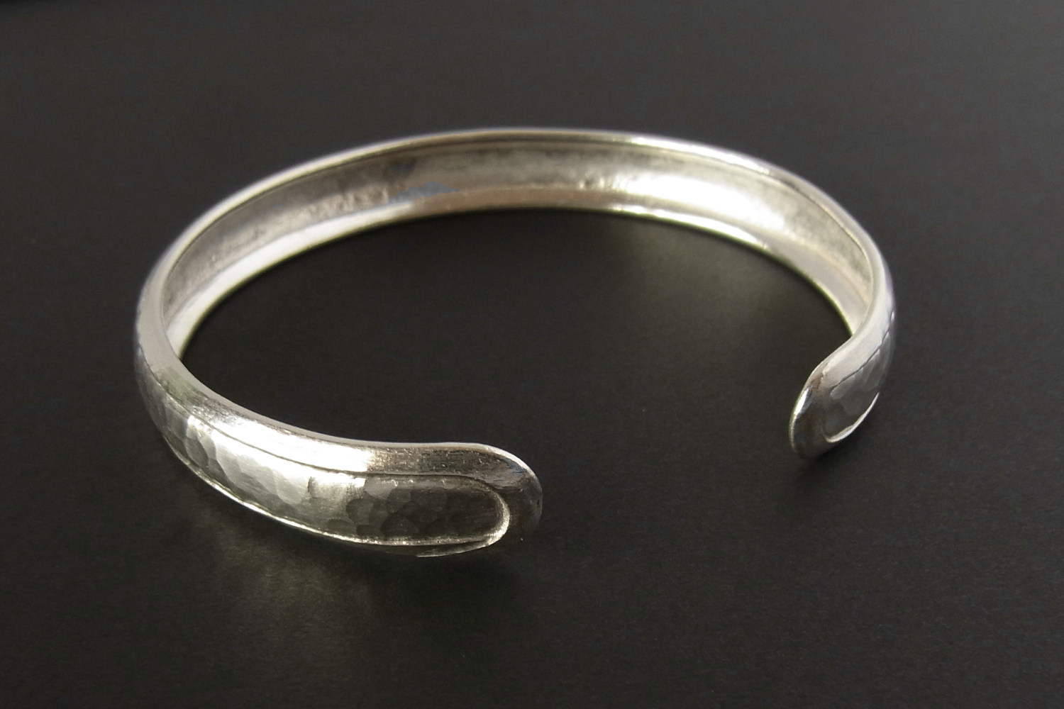 カレンシルバーバングル photo7カレン族シルバーバングル