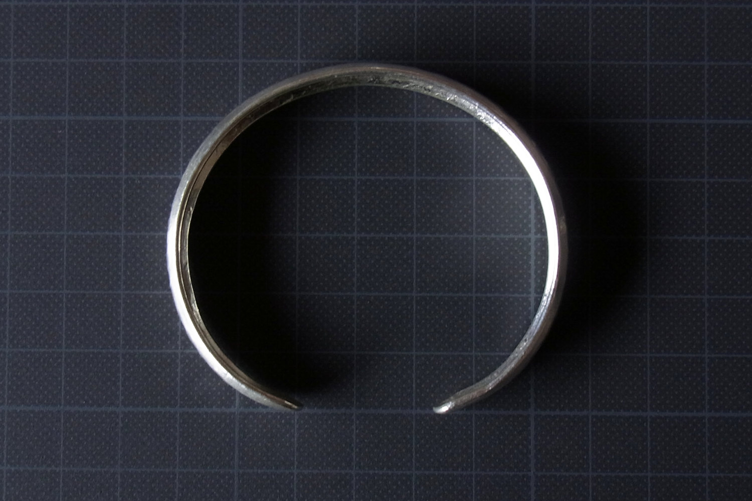 カレンシルバーバングル photo10カレン族シルバーバングル