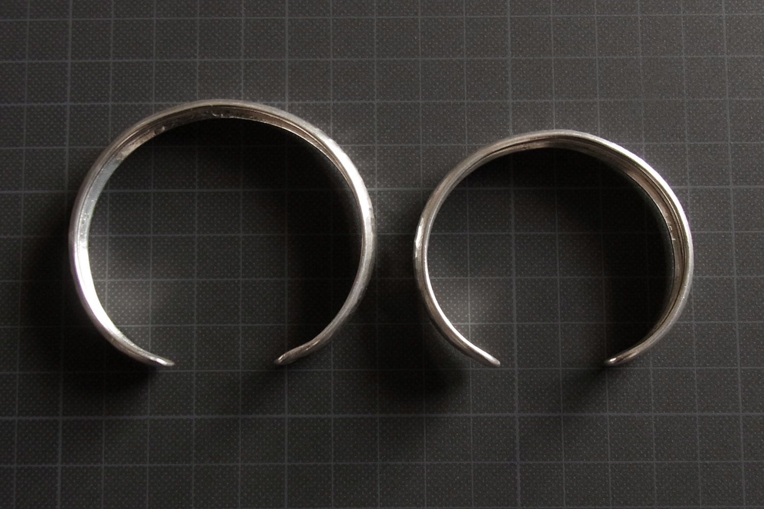 カレンシルバーバングル photo11カレン族シルバーバングル