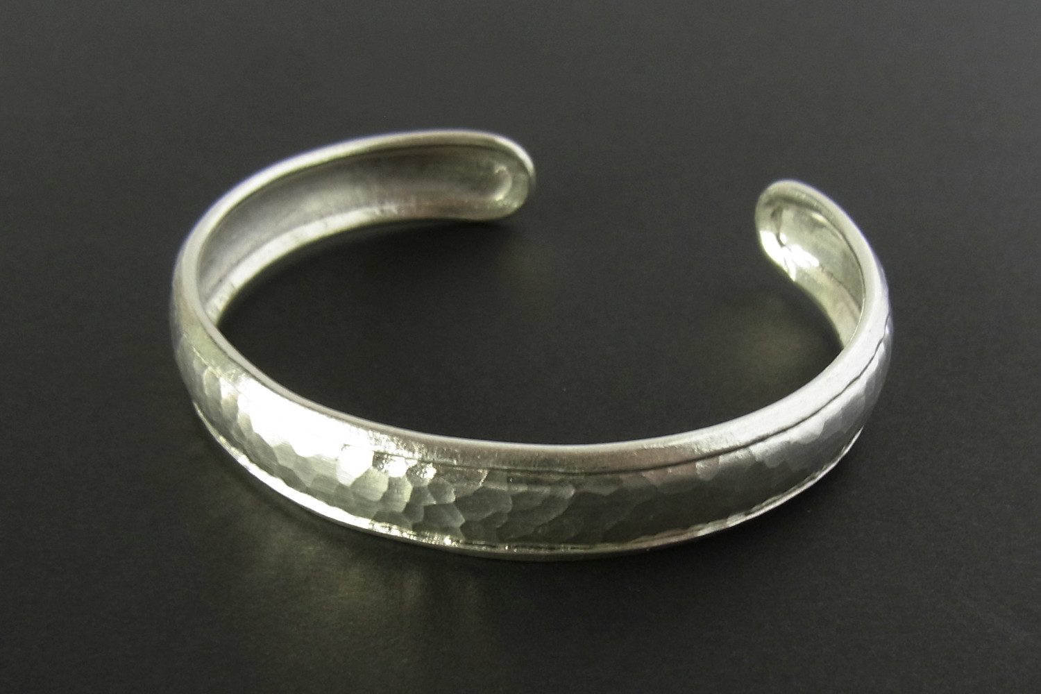 カレンシルバーバングル photo5カレン族シルバーバングル