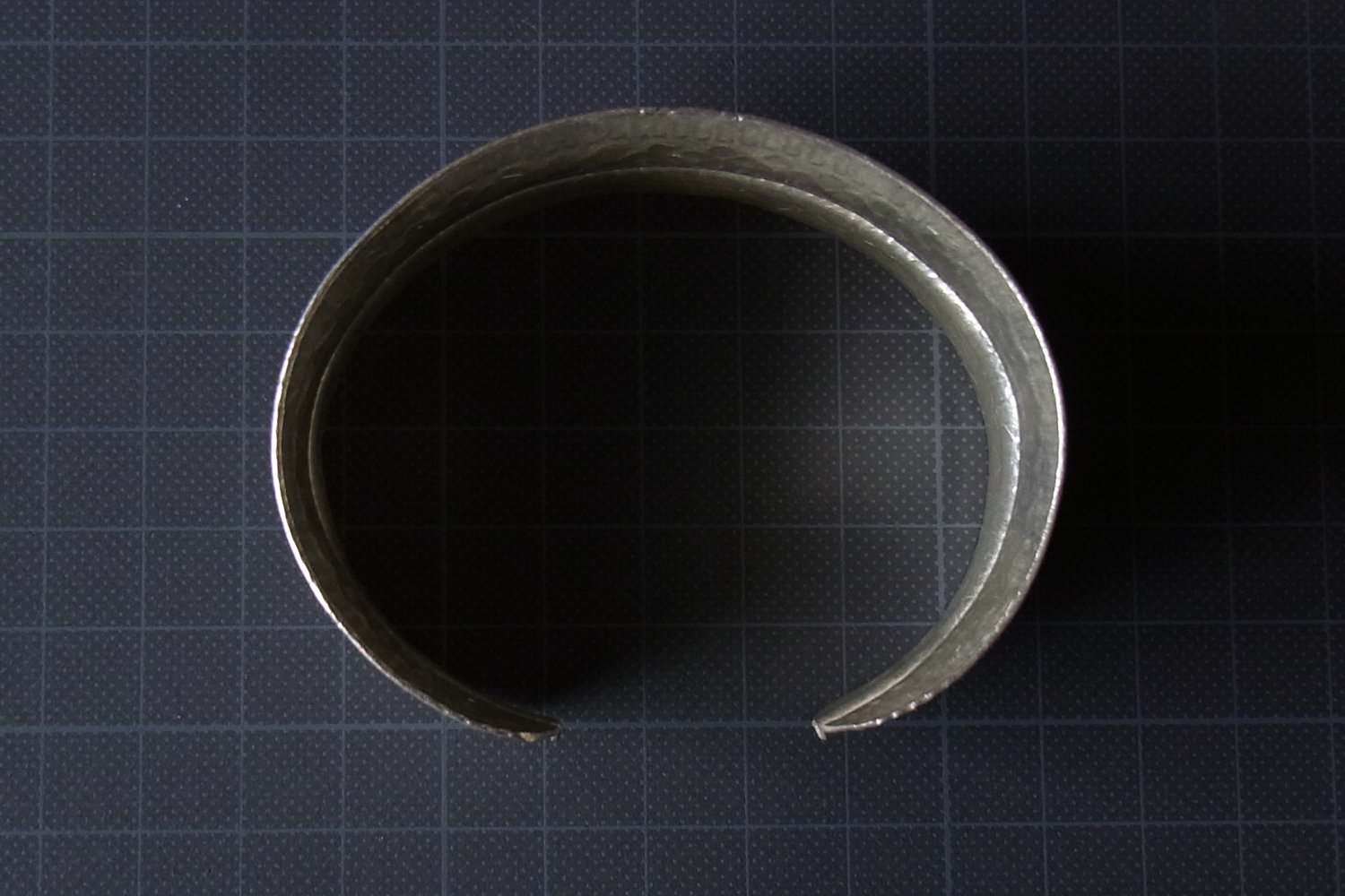 カレンシルバーバングル photo9カレン族シルバーバングル