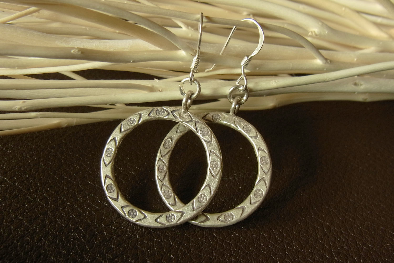 カレンシルバーピアス photo6カレン族シルバーピアス・イヤリング