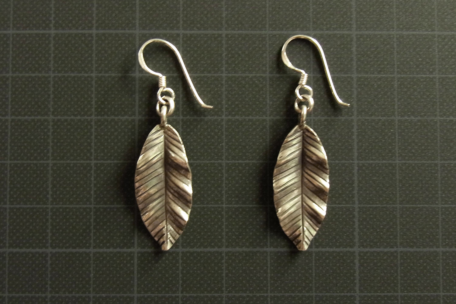 カレンシルバーピアス photo9カレン族シルバーピアス・イヤリング