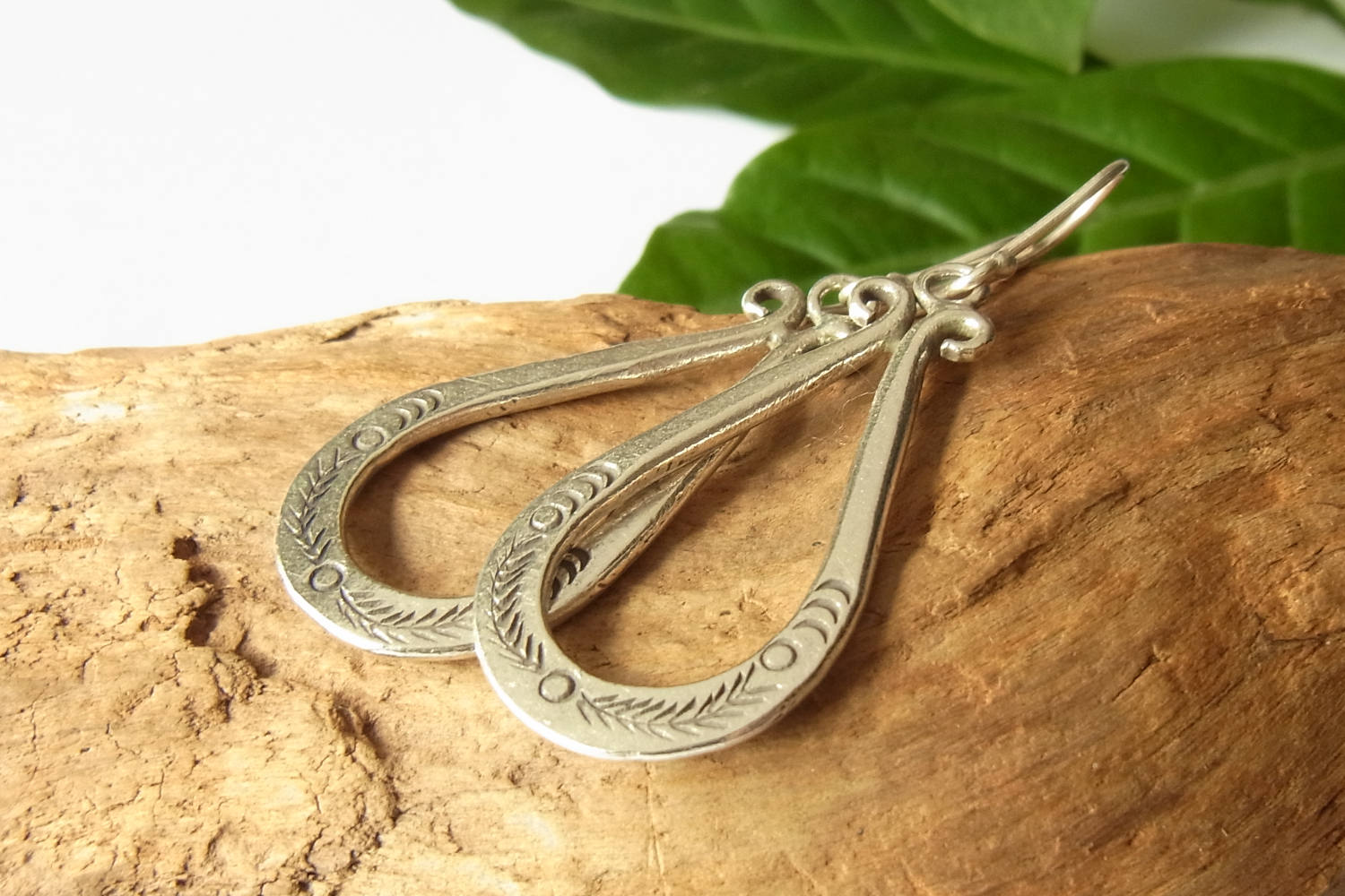 カレンシルバーピアス photo4カレン族シルバーピアス・イヤリング