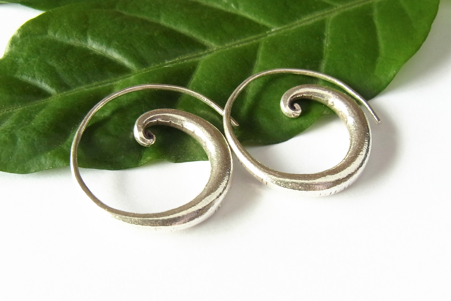 カレンシルバーピアス photo1カレン族シルバーピアス・イヤリング