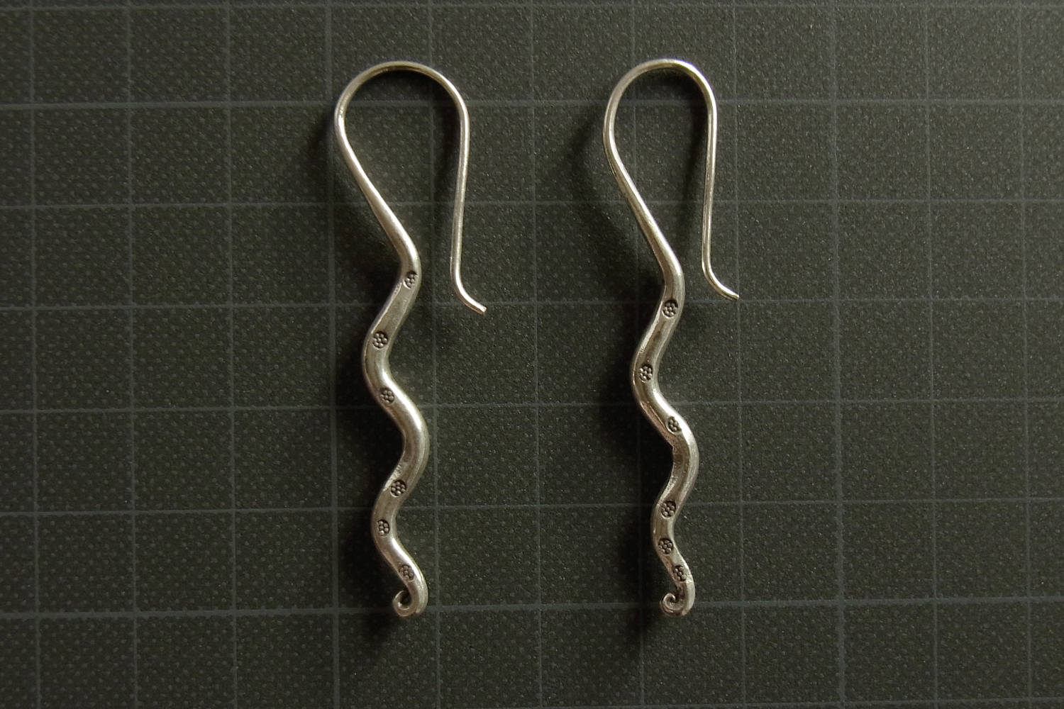 カレンシルバーピアス photo8カレン族シルバーピアス・イヤリング