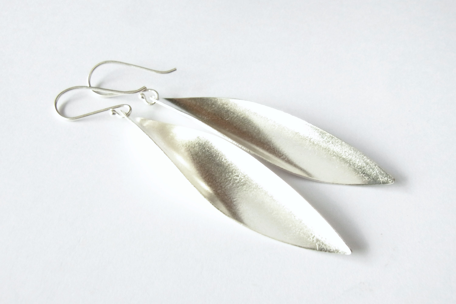 カレンシルバーピアス photo3カレン族シルバーピアス・イヤリング