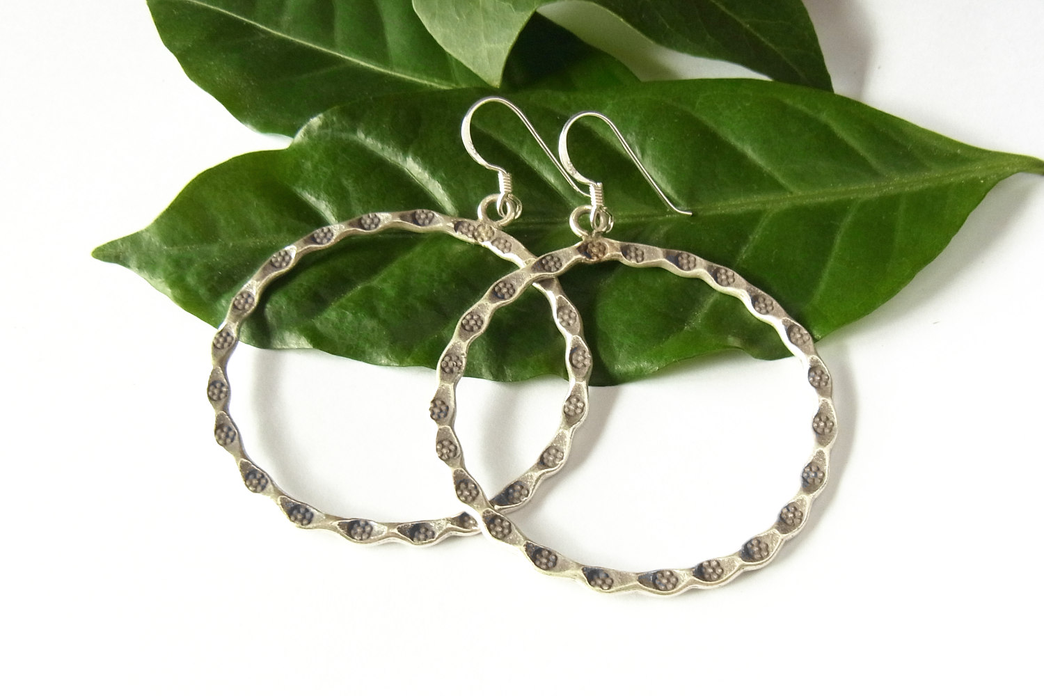 カレンシルバーピアス photo1カレン族シルバーピアス・イヤリング