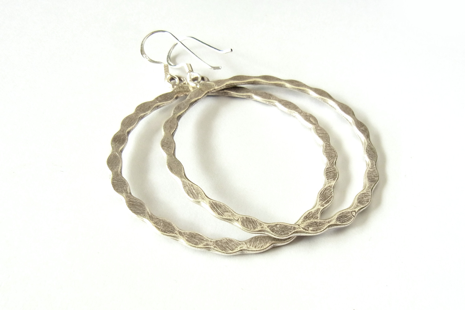 カレンシルバーピアス photo3カレン族シルバーピアス・イヤリング