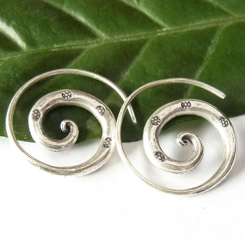 カレン族シルバーピアス