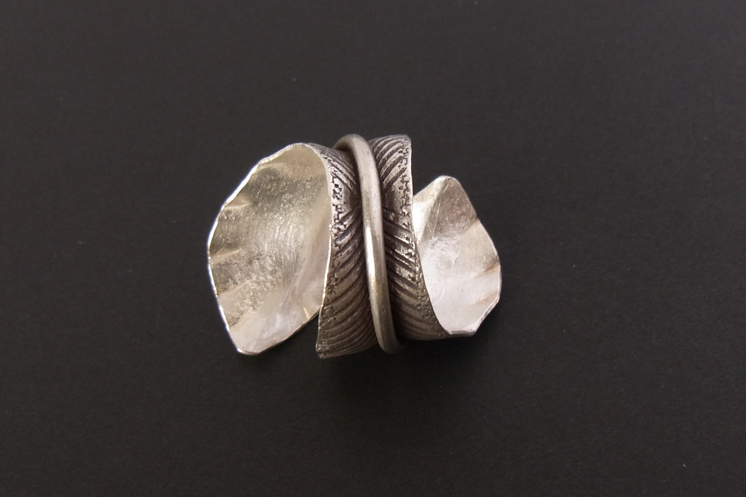 カレンシルバーリング photo5カレン族シルバーリング
