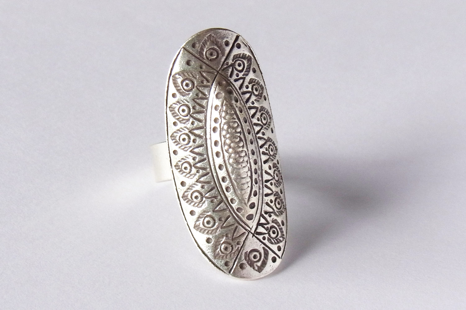 カレンシルバーリング photo2カレン族シルバーリング