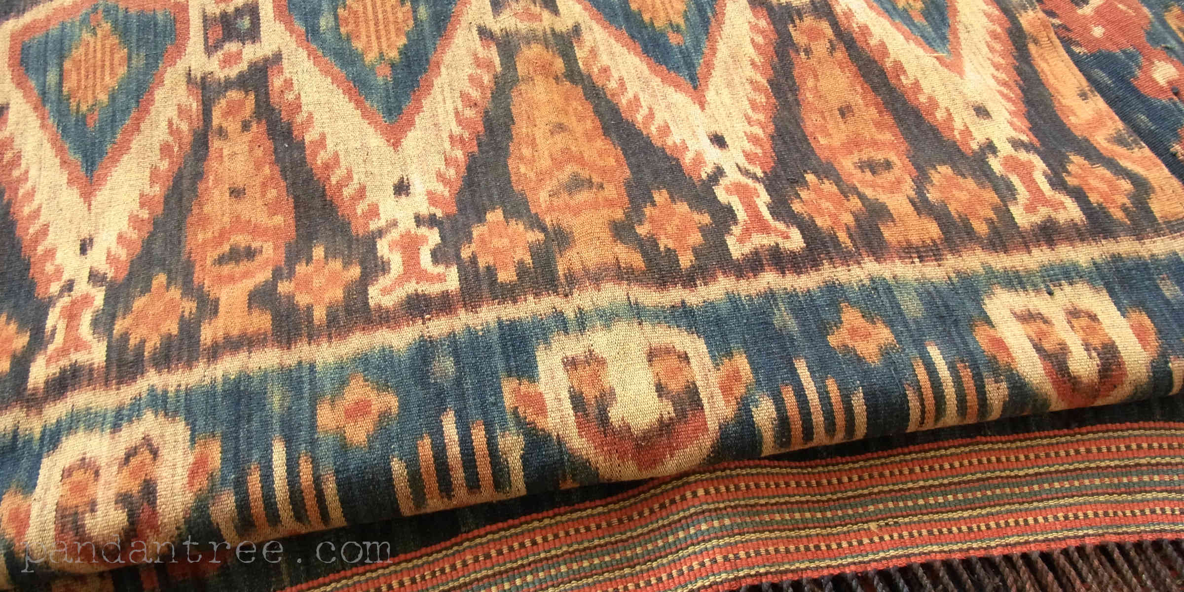 イカット（Ikat）について-アジアの織物|バリ島シルバー＆カレン族