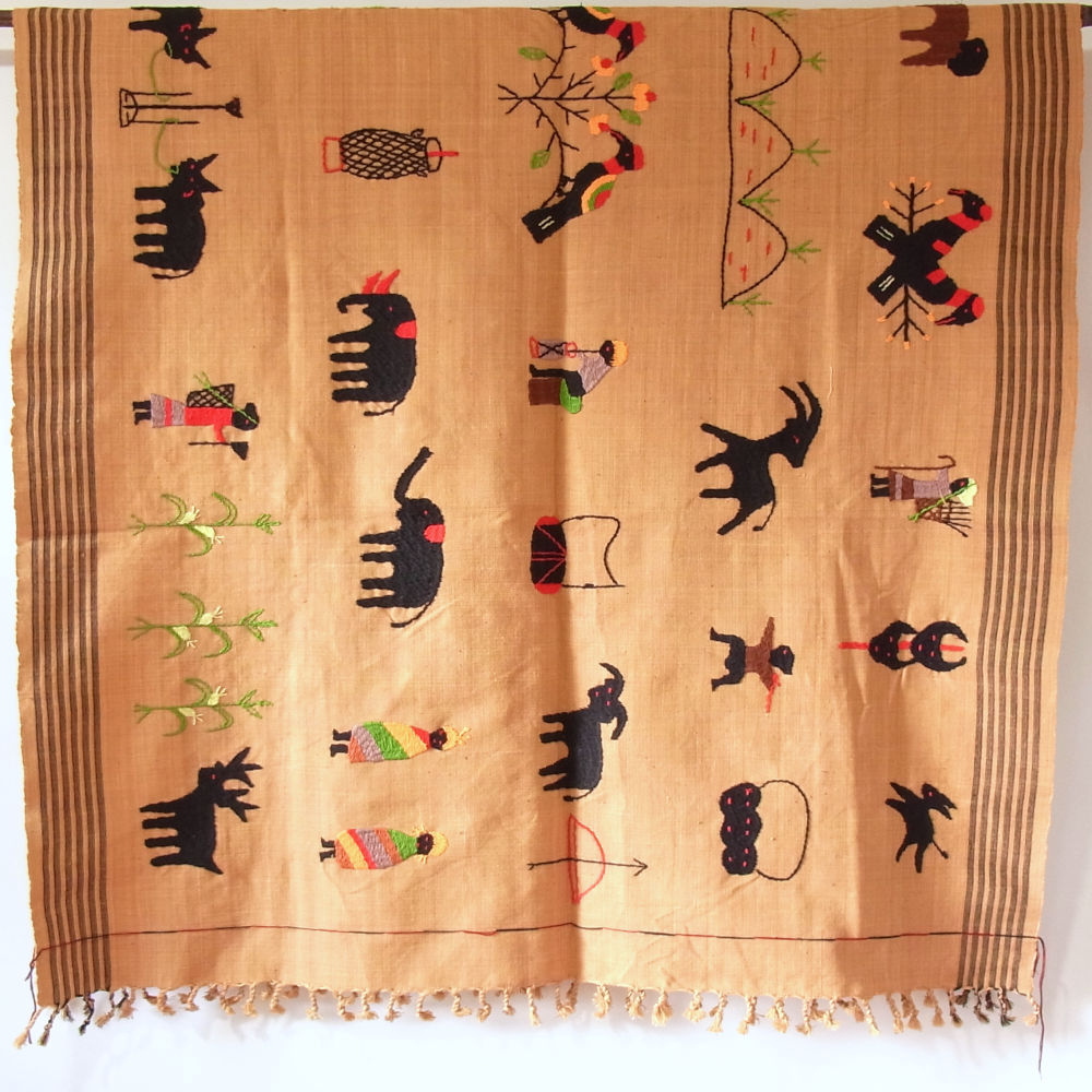 チン族刺繍布